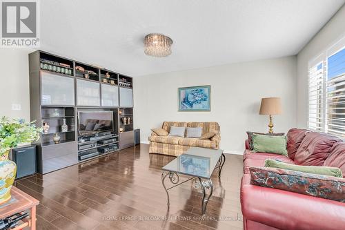 4083 Gunby Crescent, Burlington (Alton), ON - Indoor Photo Showing Living Room