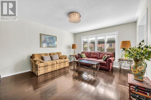 4083 Gunby Crescent, Burlington (Alton), ON - Indoor Photo Showing Living Room