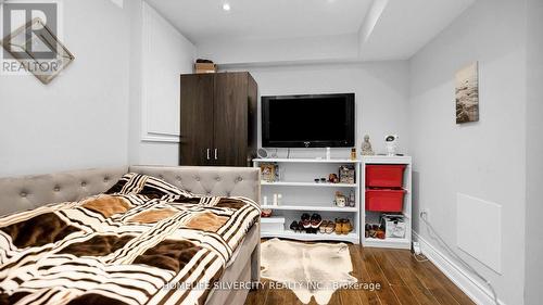 75 Stoneledge Circle, Brampton (Sandringham-Wellington), ON - Indoor Photo Showing Bedroom