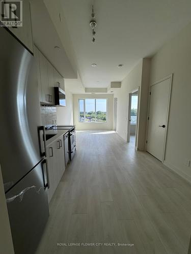 311 - 8010 Derry Road, Milton (Coates), ON - Indoor Photo Showing Kitchen