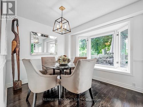 2 Davenrich Court, Brampton (Heart Lake East), ON - Indoor Photo Showing Dining Room