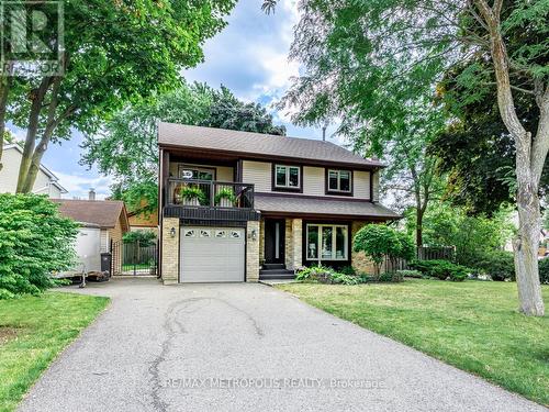 2 Davenrich Court, Brampton (Heart Lake East), ON - Outdoor With Facade