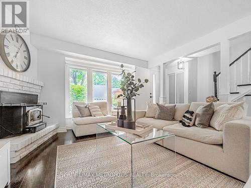 2 Davenrich Court, Brampton (Heart Lake East), ON - Indoor Photo Showing Living Room With Fireplace