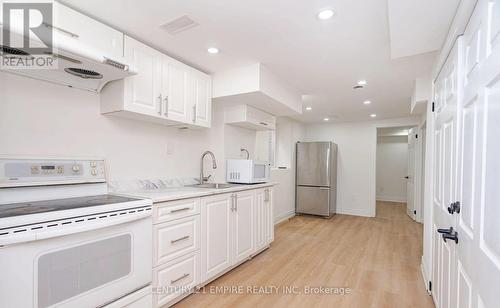 46 Staveley Crescent, Brampton (Brampton East), ON - Indoor Photo Showing Kitchen