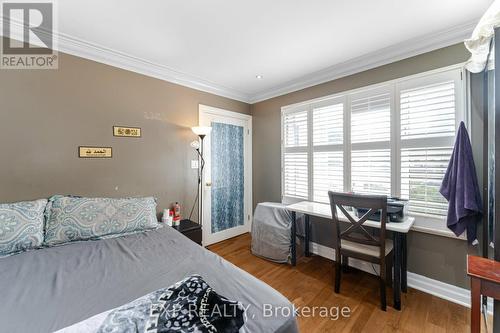 2065 Westfield Drive, Mississauga, ON - Indoor Photo Showing Bedroom