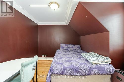 2065 Westfield Drive, Mississauga, ON - Indoor Photo Showing Bedroom