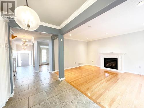 33 Cumming Drive, Barrie (Ardagh), ON - Indoor With Fireplace