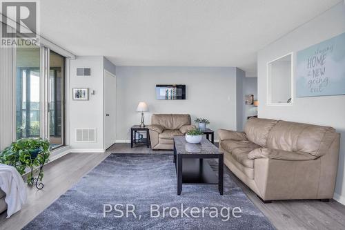 809 - 75 Ellen Street, Barrie (City Centre), ON - Indoor Photo Showing Living Room