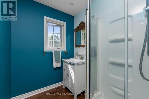 1936 Tiny Beaches Road S, Tiny, ON - Indoor Photo Showing Bathroom