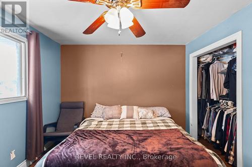 5 East Gate, Barrie (Grove East), ON - Indoor Photo Showing Bedroom