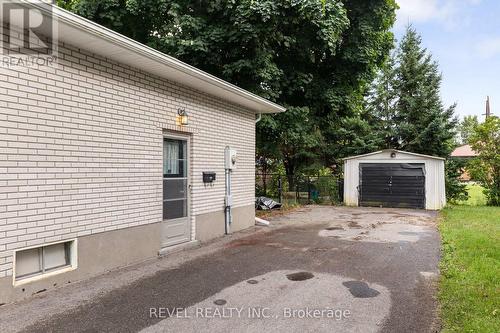 5 East Gate, Barrie (Grove East), ON - Outdoor With Exterior