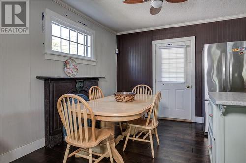 1014 Lake Road, Willisville, ON - Indoor Photo Showing Dining Room