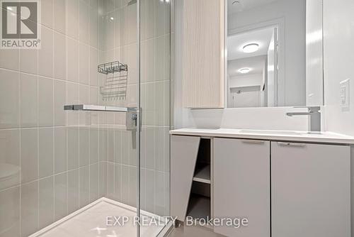 3901 - 3883 Quartz Road, Mississauga, ON - Indoor Photo Showing Bathroom