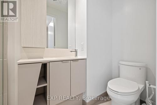 3901 - 3883 Quartz Road, Mississauga, ON - Indoor Photo Showing Bathroom