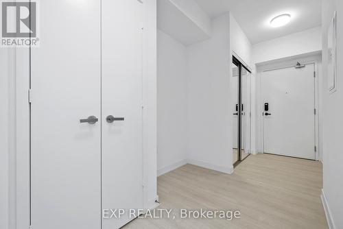 3901 - 3883 Quartz Road, Mississauga, ON - Indoor Photo Showing Other Room