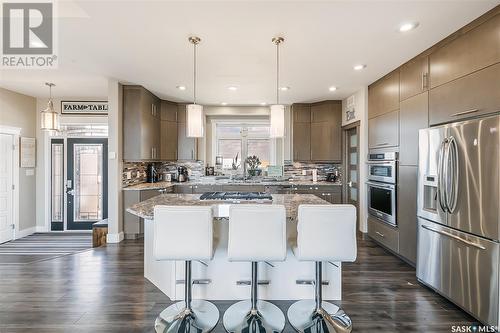 545 Tennyson Avenue, Southey, SK - Indoor Photo Showing Kitchen With Stainless Steel Kitchen With Upgraded Kitchen