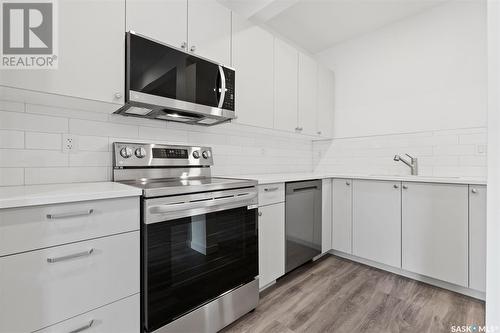 203 Cowessess Road, Saskatoon, SK - Indoor Photo Showing Kitchen