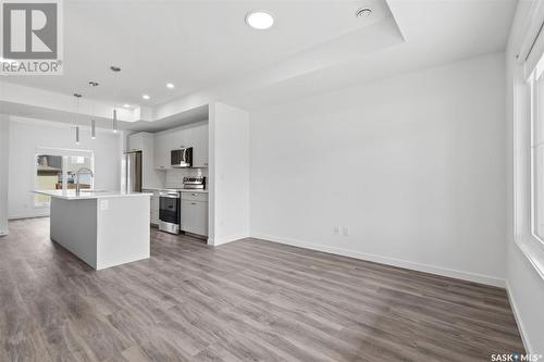 203 Cowessess Road, Saskatoon, SK - Indoor Photo Showing Kitchen