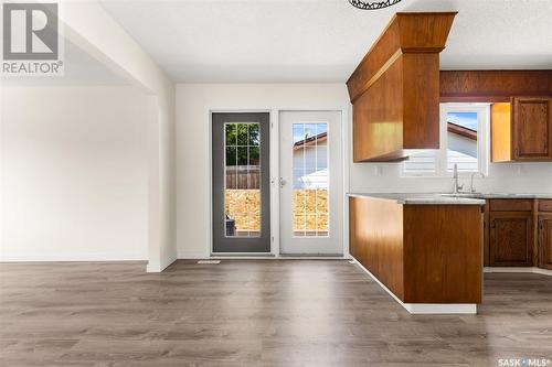 202 7Th Street, Pilot Butte, SK - Indoor Photo Showing Kitchen