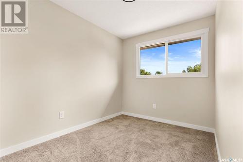 202 7Th Street, Pilot Butte, SK - Indoor Photo Showing Other Room