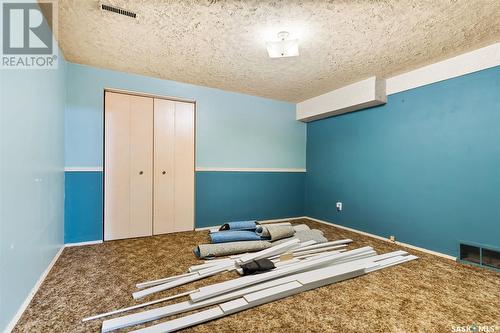 202 7Th Street, Pilot Butte, SK - Indoor