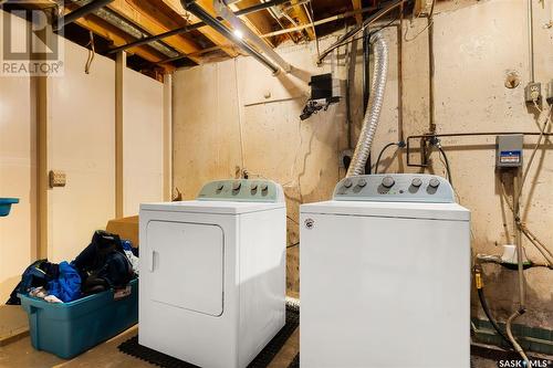 202 7Th Street, Pilot Butte, SK - Indoor Photo Showing Laundry Room