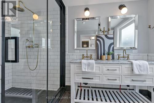 234 Seaton Street, Toronto (Moss Park), ON - Indoor Photo Showing Bathroom