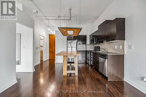 302 - 2 Fieldway Road, Toronto (Islington-City Centre West), ON - Indoor Photo Showing Kitchen With Stainless Steel Kitchen