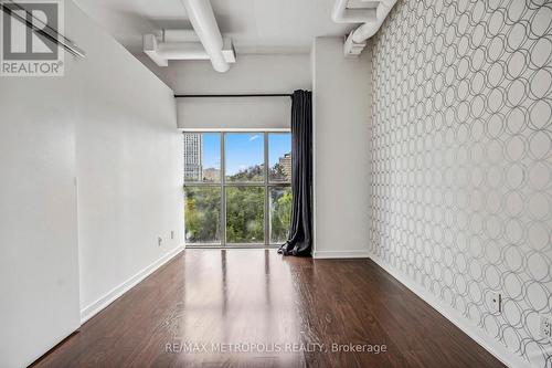 302 - 2 Fieldway Road, Toronto (Islington-City Centre West), ON - Indoor Photo Showing Other Room