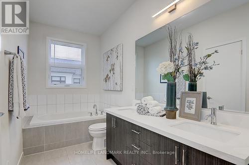 32 Wuhan Lane, Markham (Wismer), ON - Indoor Photo Showing Bathroom