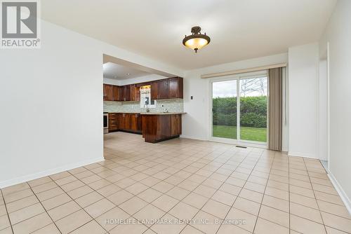 16 Parklawn Crescent, Markham (Thornlea), ON - Indoor Photo Showing Kitchen