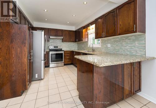 16 Parklawn Crescent, Markham (Thornlea), ON - Indoor Photo Showing Kitchen