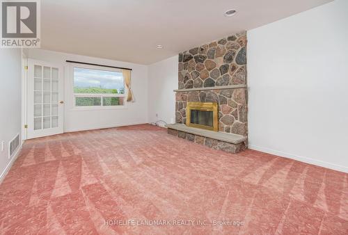 16 Parklawn Crescent, Markham (Thornlea), ON - Indoor Photo Showing Living Room With Fireplace