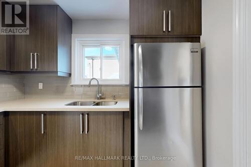 247 Demaine Crescent, Richmond Hill (Crosby), ON - Indoor Photo Showing Kitchen With Stainless Steel Kitchen With Double Sink