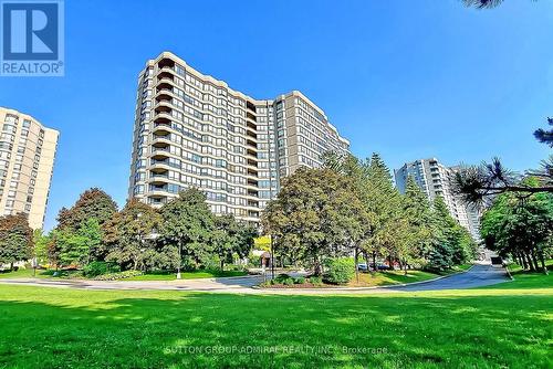 1106 - 7440 Bathurst Street, Vaughan, ON - Outdoor With Facade