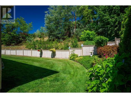 2205 Rockland  Avenue Unit# 7, Trail, BC - Outdoor With Backyard