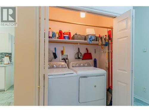 2205 Rockland Avenue Unit# 7, Trail, BC - Indoor Photo Showing Laundry Room