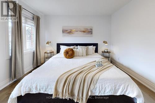 8B Parker Avenue, Richmond Hill (Oak Ridges), ON - Indoor Photo Showing Bedroom