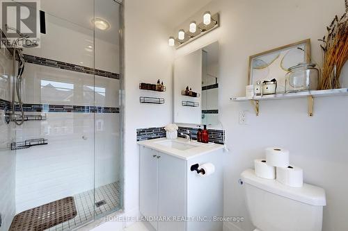 8B Parker Avenue, Richmond Hill (Oak Ridges), ON - Indoor Photo Showing Bathroom