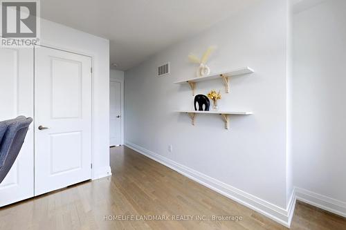 8B Parker Avenue, Richmond Hill (Oak Ridges), ON - Indoor Photo Showing Other Room