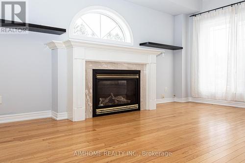 42 Inverhuron Street, Richmond Hill (Oak Ridges Lake Wilcox), ON - Indoor Photo Showing Living Room With Fireplace