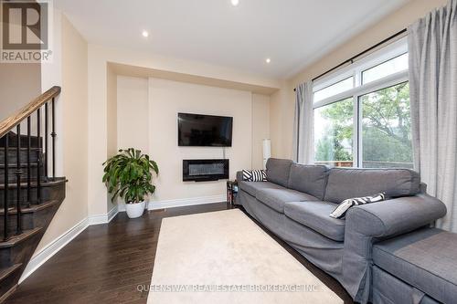 30 Ingleside Street, Vaughan (East Woodbridge), ON - Indoor Photo Showing Living Room With Fireplace