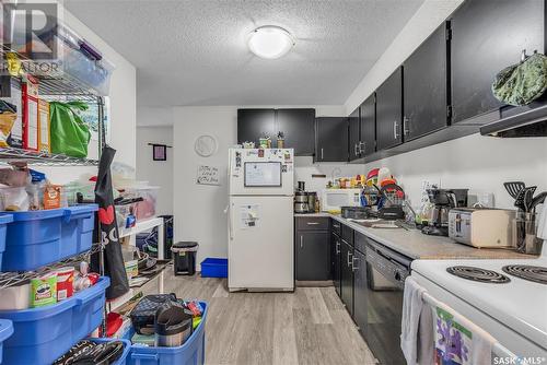 410 425 115Th Street E, Saskatoon, SK - Indoor Photo Showing Kitchen