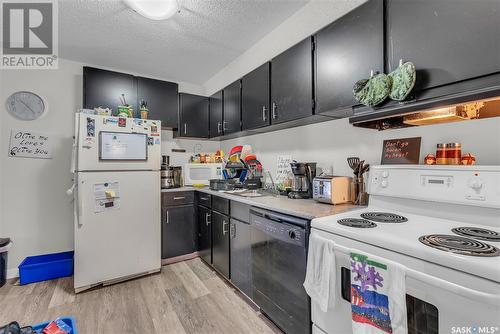 410 425 115Th Street E, Saskatoon, SK - Indoor Photo Showing Kitchen