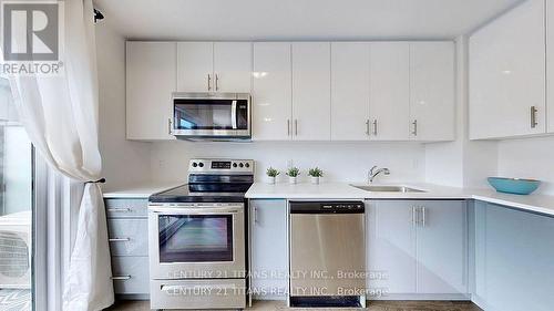 1016 - 2635 William Jackson Drive, Pickering (Duffin Heights), ON - Indoor Photo Showing Kitchen With Stainless Steel Kitchen