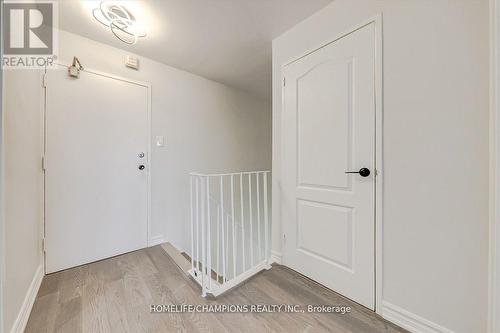 325 - 16 Elgin Street, Markham, ON - Indoor Photo Showing Other Room