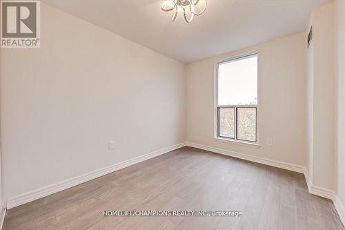 325 - 16 Elgin Street, Markham, ON - Indoor Photo Showing Other Room