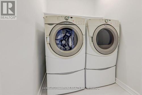 325 - 16 Elgin Street, Markham, ON - Indoor Photo Showing Laundry Room