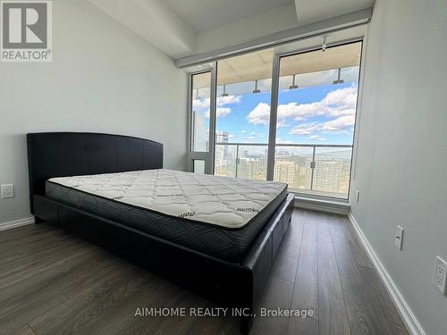 2705 - 197 Yonge Street, Toronto (Church-Yonge Corridor), ON - Indoor Photo Showing Bedroom