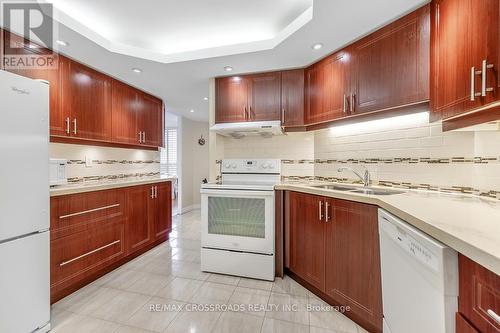 1203 - 10 Kenneth Avenue, Toronto (Willowdale East), ON - Indoor Photo Showing Kitchen With Double Sink